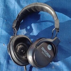 Koss SM/97 Black Headphones